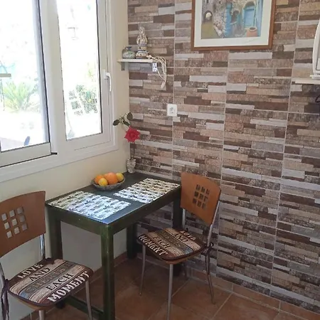 Modern 1-bedroom With Bbq & Roof Garden Near *
