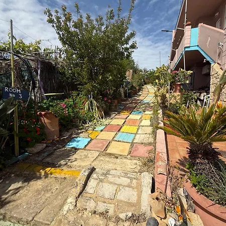 Modern 1-bedroom With Bbq & Roof Garden Near شقة ستالوس